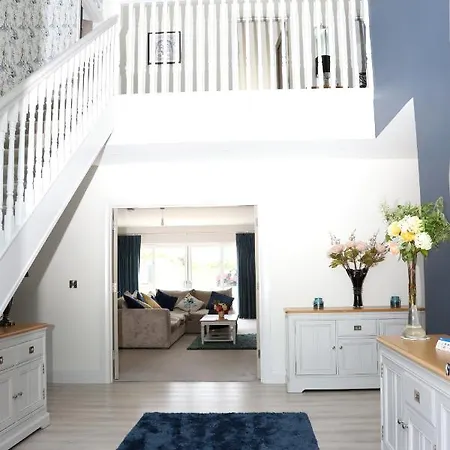 Willoughby House Bed & Breakfast *