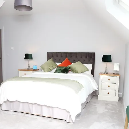 Willoughby House *